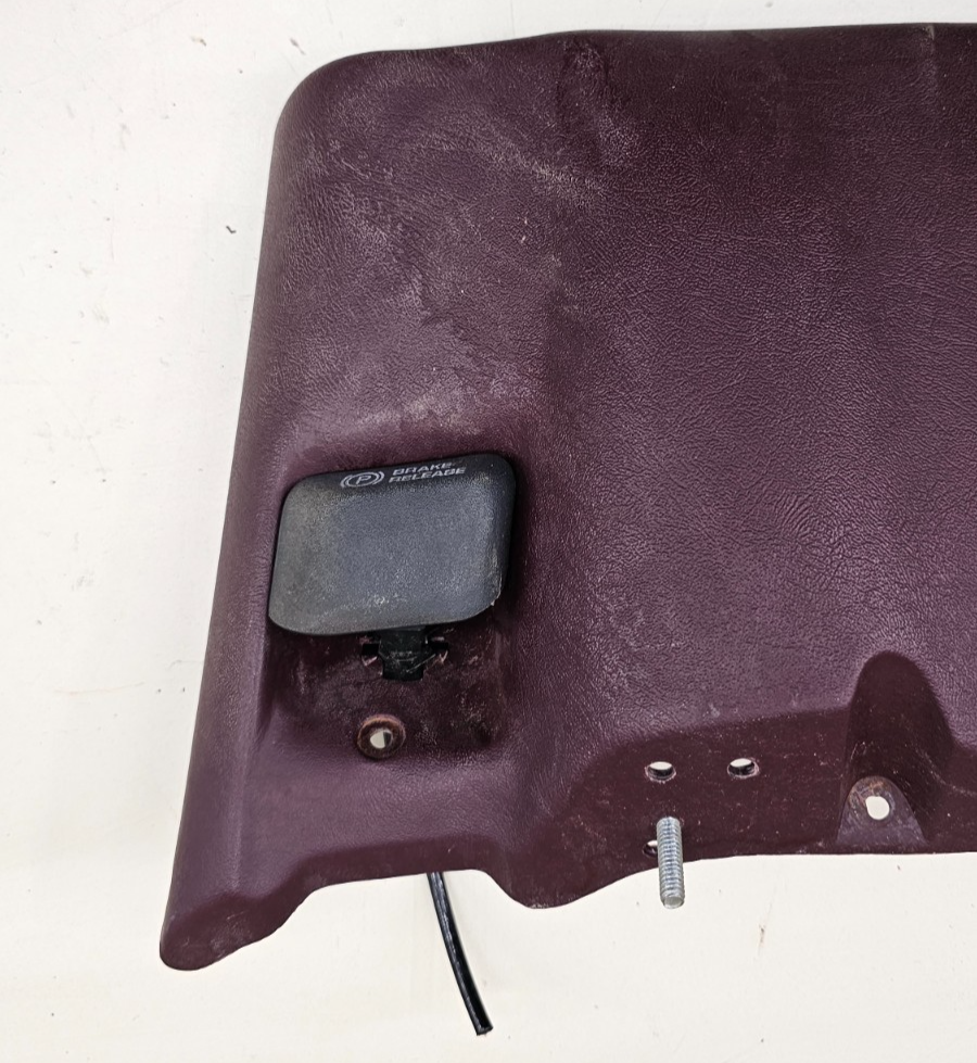 🔥95-99 CHEVY GMC TRUCK CK INSTRUMENT PANEL DASH KNEE BOLSTER PANEL RED OEM