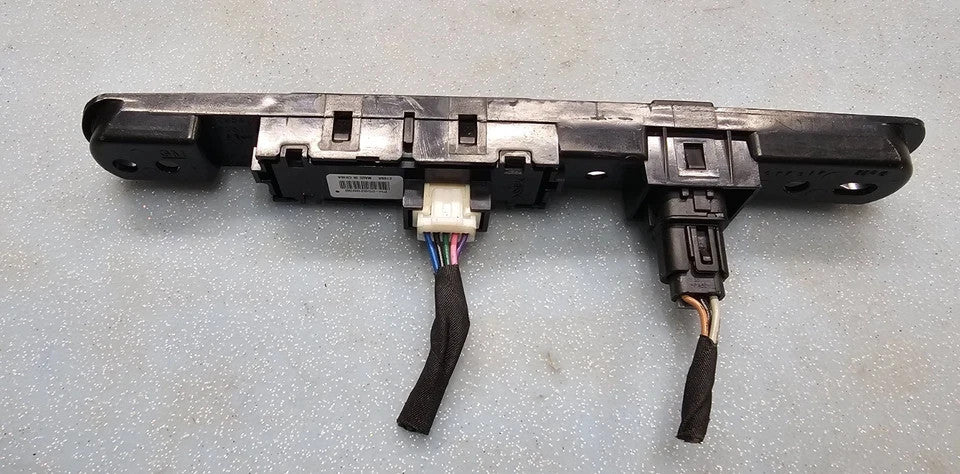 🔥06-24 Acadia Savana Sierra Hazard Light Control Switch Restraint Module PANEL