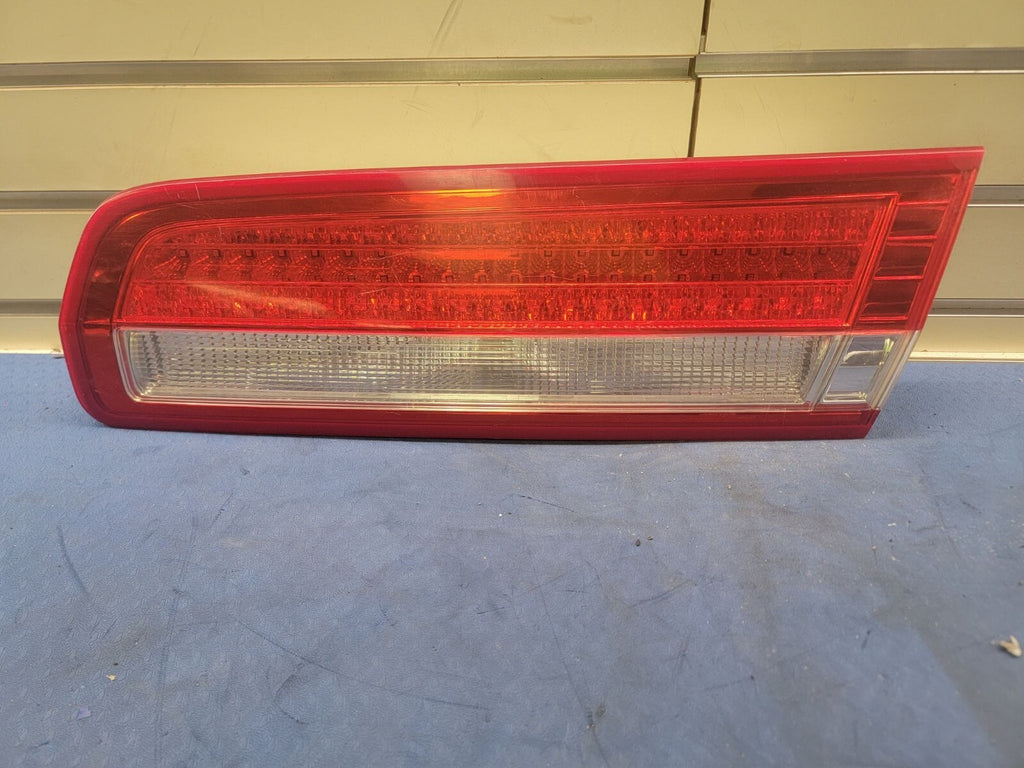 10-12 Lincoln Mkz Driver Left Side Tail Light Taillight OEM