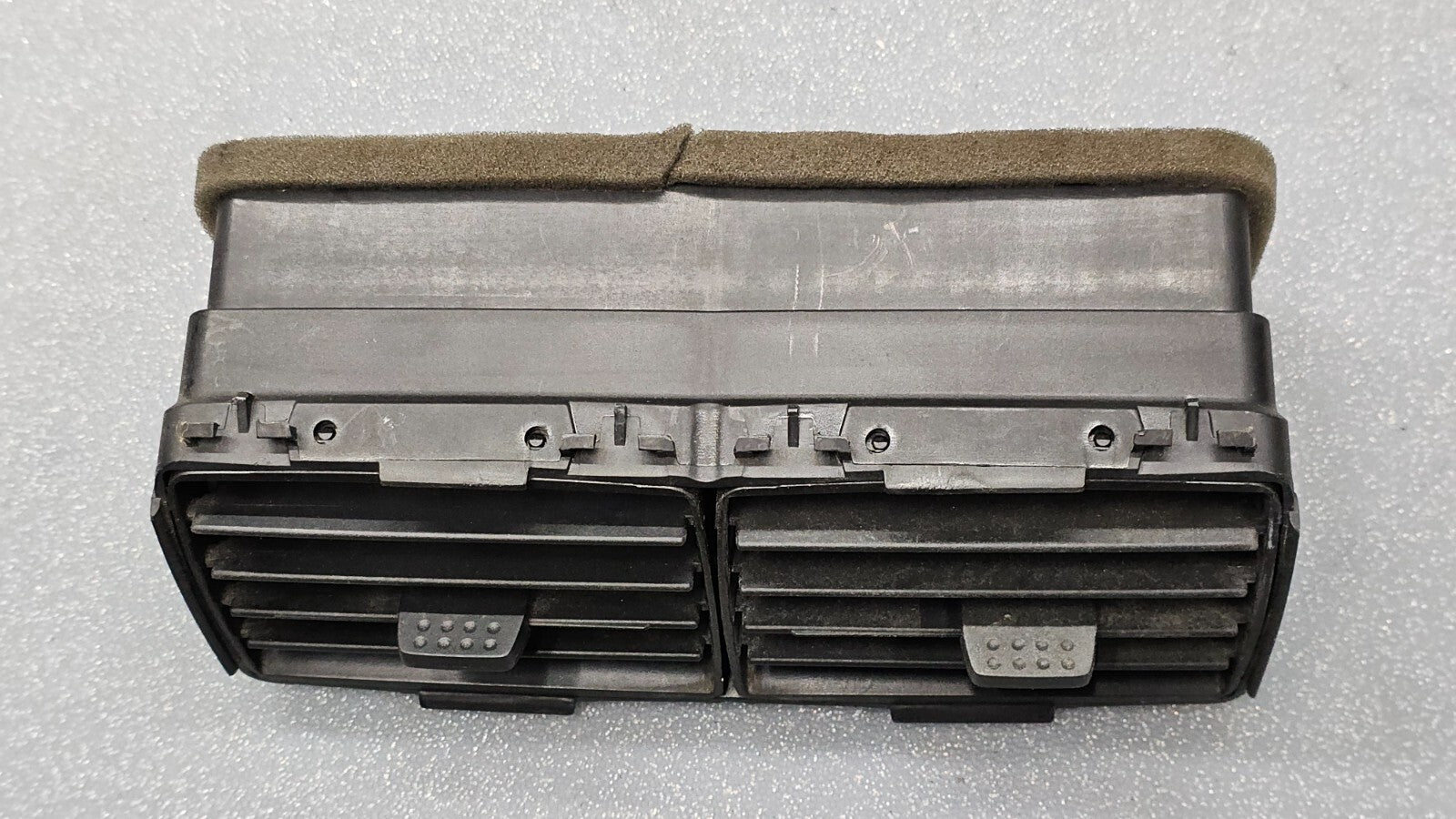 🔥06-10 Explorer Mountaineer Dash Center AC A/C Air Vent Heater Panel Bezel OEM