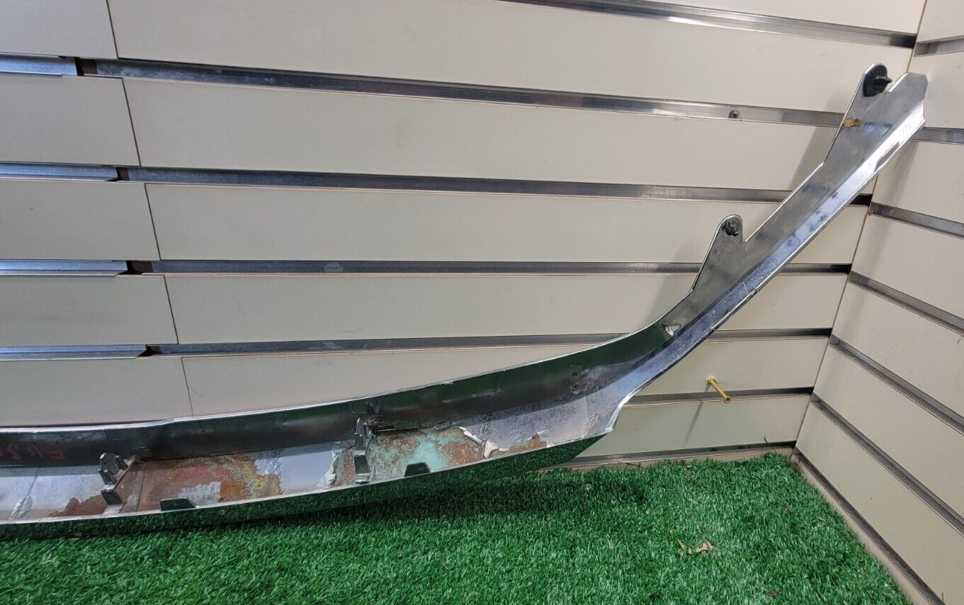 🔥10-12 Ford Fusion Front Top Upper Center Grille Chrome Trim Molding Assembly