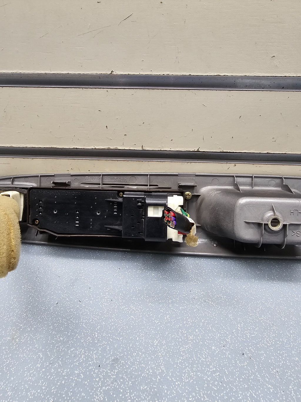 02-06 Toyota Camry Front Left Driver Master Power Window Switch Assembly Black