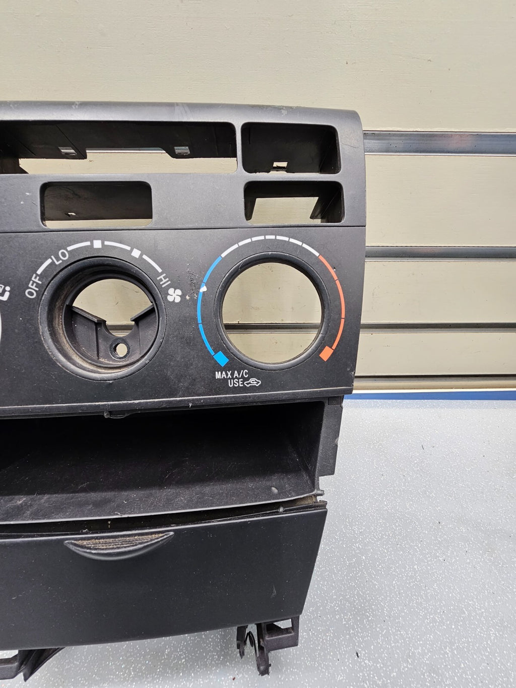 🔥2003-2008 Toyota COROLLA Center Dash Climate Bezel Tray Panel Trim BLACK
