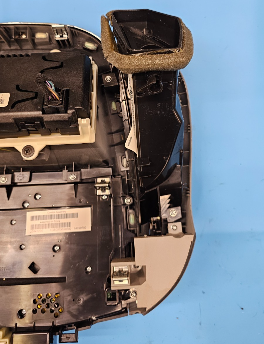 🔥10-12 ALLURE LACROSSE DASH RADIO DISPLAY BEZEL CLIMATE SCREEN BLACK/LIGHT TAN