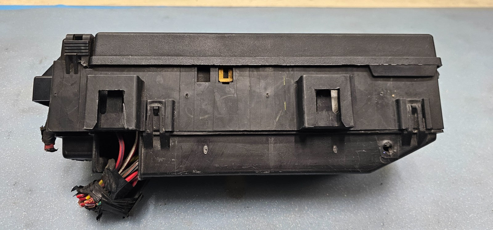 🔥2007 Commander Grand Cherokee 4.7L Engine HOOD FUSE Relay BOX Release Cover