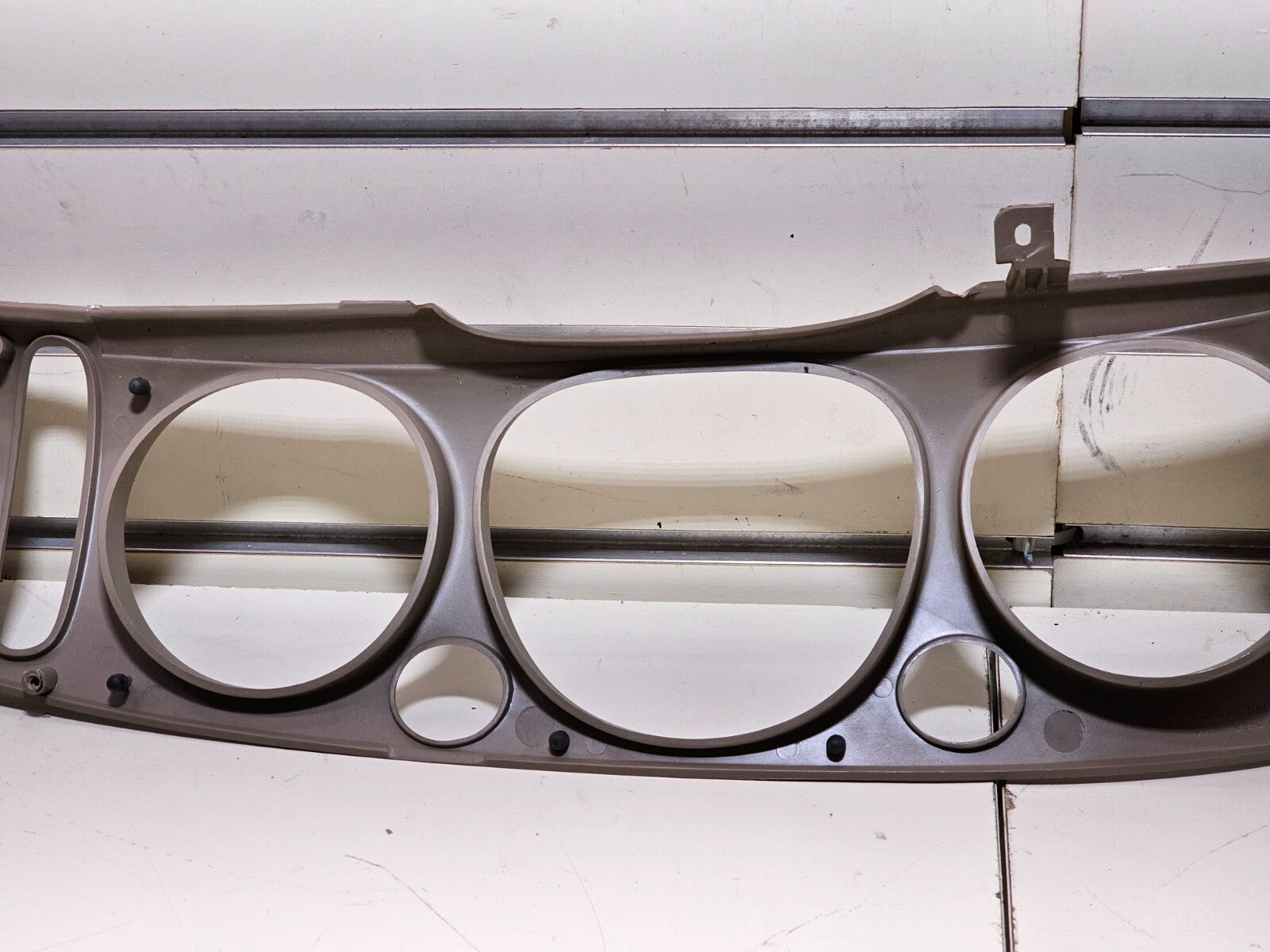 🔥00-05 BUICK LESABRE DASH SPEEDOMETER INSTRUIMENT CLUSTER BEZEL TRIM PANEL TAN
