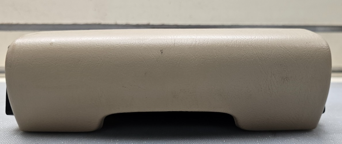 🔥00-05 BUICK LESABRE Front Dash Storage Cubby Assembly