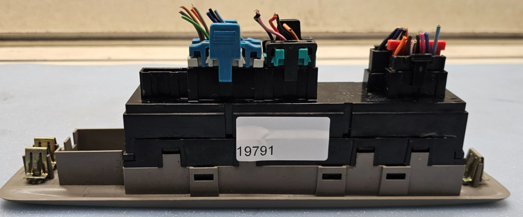 🔥02-05 GMC ENVOY DRIVER LEFT SIDE WINDOW SWITCH CONTROL MASTER POWER TAN OEM