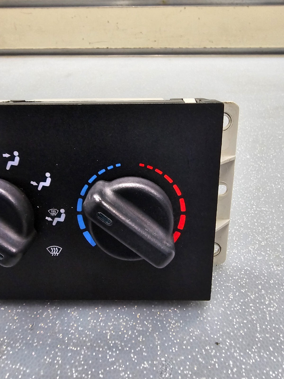 99-01 JEEP CHEROKEE DASH AC HEATER TEMPERATURE CLIMATE CONTROL UNIT CONDITIONER