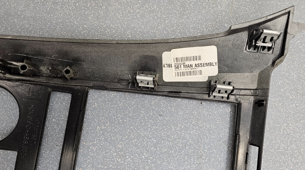 🔥09-12 Chevrolet Traverse Center Dash Radio Climate Control Cover Bezel silver