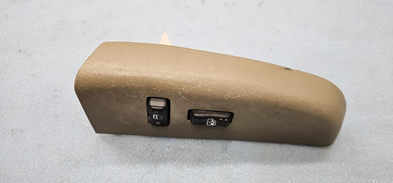🔥99-02 Silverado SIERRA Front RIGHT Passenger Power Window Switch Lock TAN