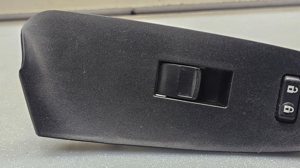 06-12 TOYOTA RAV4 RIGHT PASSENGER POWER WINDOW DOOR SWITCH BEZEL BLACK OEM WS43