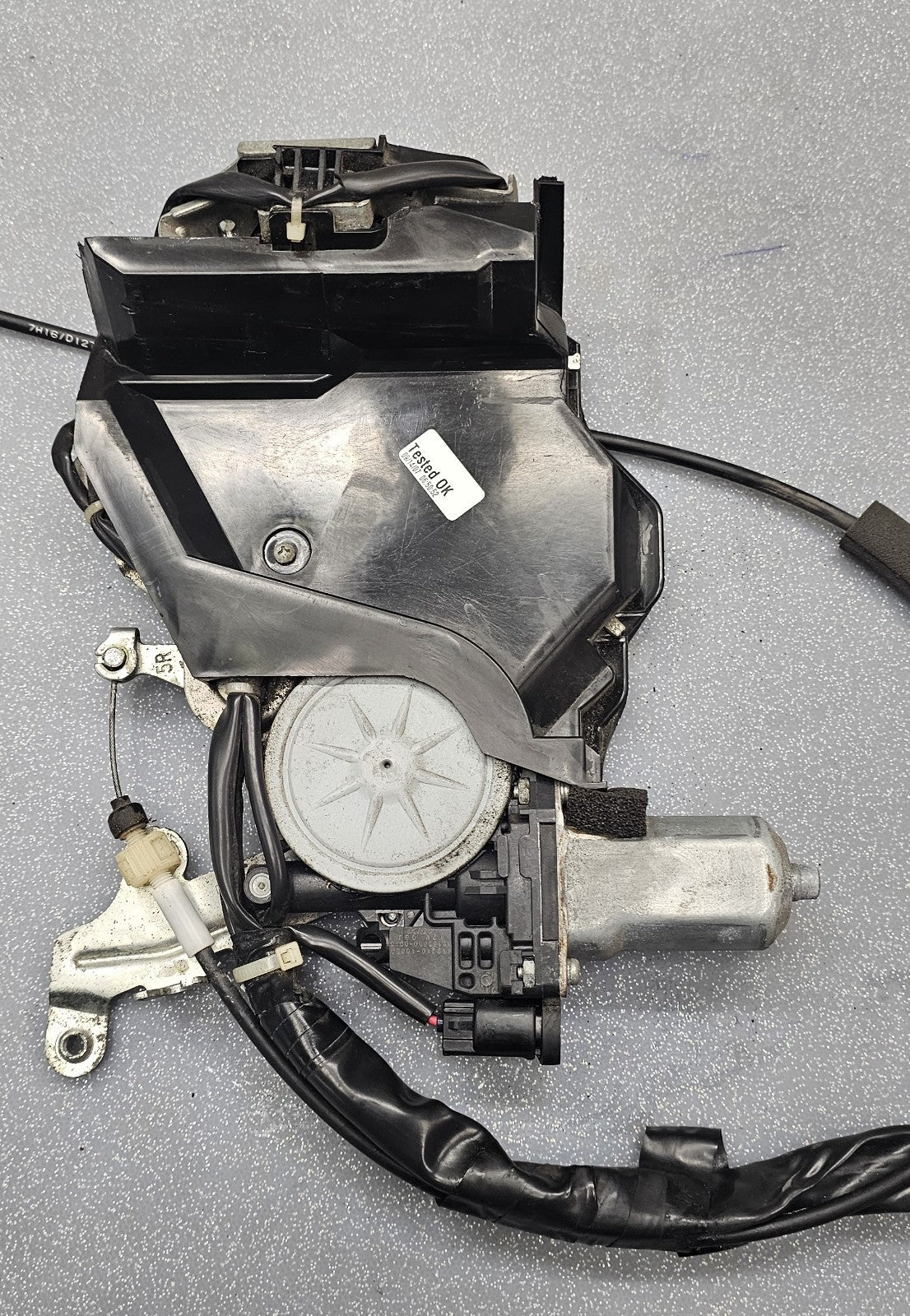 🔥 04-10 TOYOTA SIENNA REAR RIGHT POWER SLIDING DOOR LOCK LATCH ACTUATOR OEM