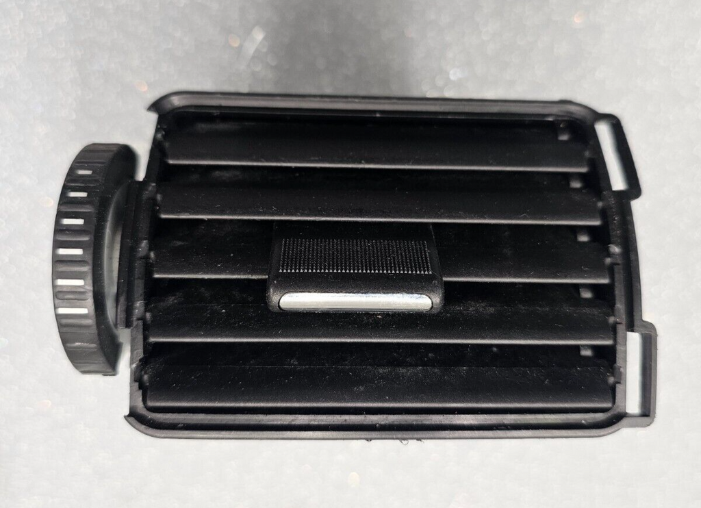 05-07 Ford 500 Sable Left Dash Air Vent Grille Heater Nozzle Filter Temperature