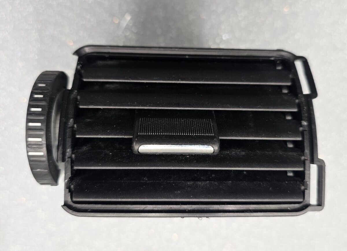 05-07 Ford 500 Sable Left Dash Air Vent Grille Heater Nozzle Filter Temperature