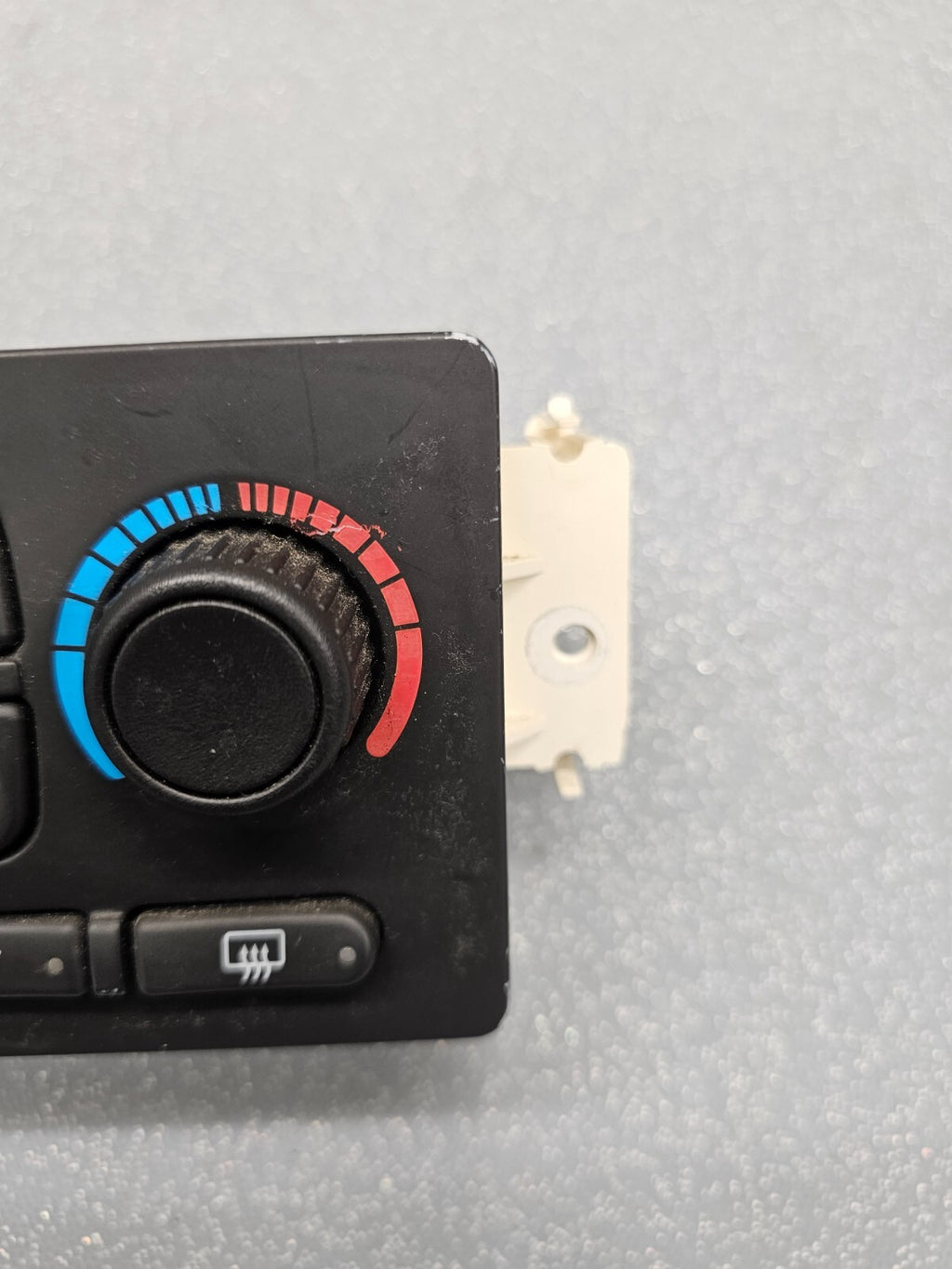 03-09 chevy Silverado SIERRA TRAILBLAZER DASH Heater A/C Climate Control DIGITAL