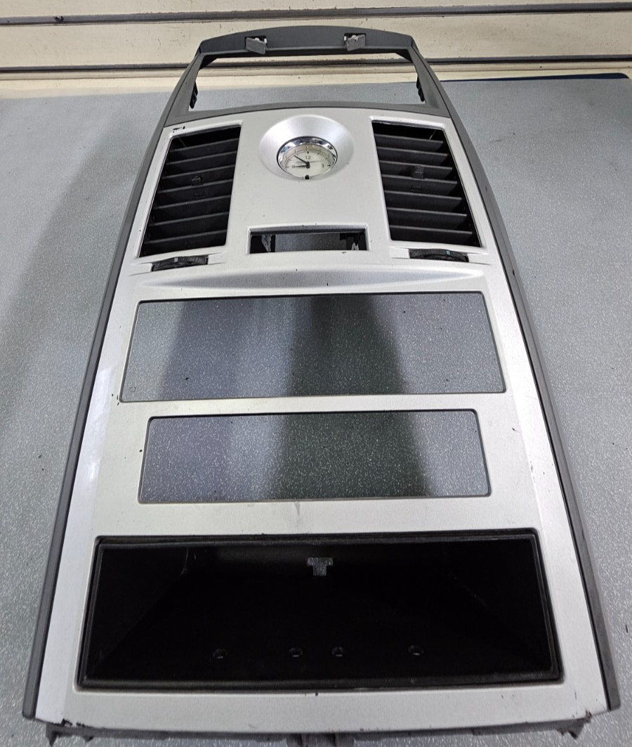 🔥08-10 Grand Caravan Town Country Dash Radio Stereo Trim Bezel Panel SILVER