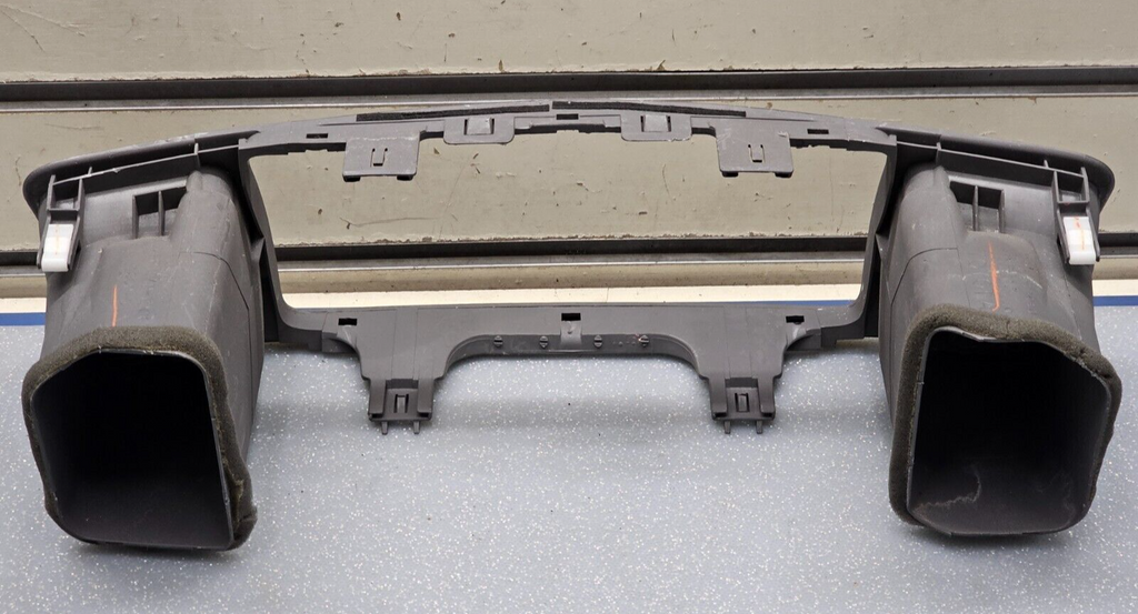🔥03-08 COROLLA CENTER DASH AM FM RADIO STEREO BEZEL TRIM PANEL OEM DK GRAY B28