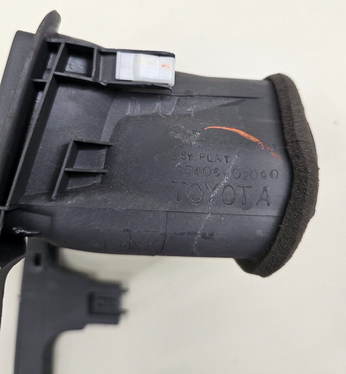 🔥03-08 TOYOTA COROLLA CENTER DASH RADIO STEREO BEZEL TRIM PANEL OEM BLACK B28