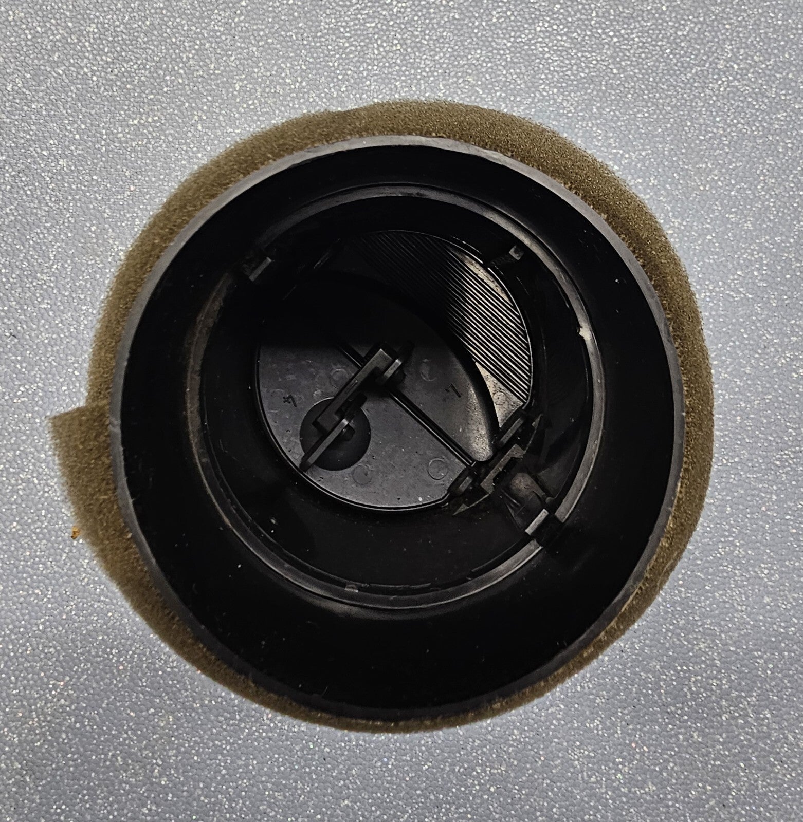 🔥05-09 MUSTANG CENTER DASH AIR VENT HEATER FILTER CONDITIONING TRIM OEM BLACK