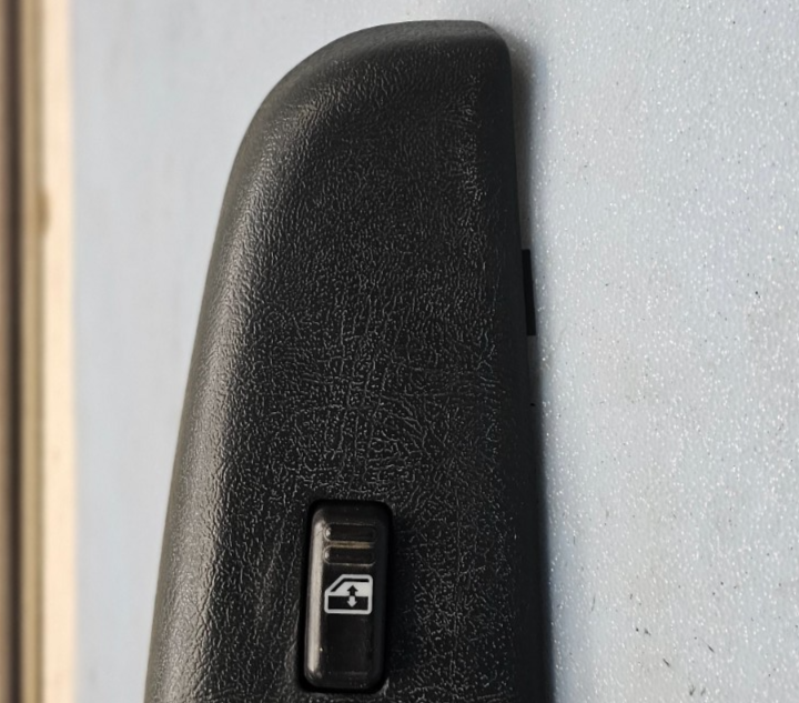 🔥99-02 Silverado SIERRA Front RIGHT Passenger Power Window Switch Lock Black