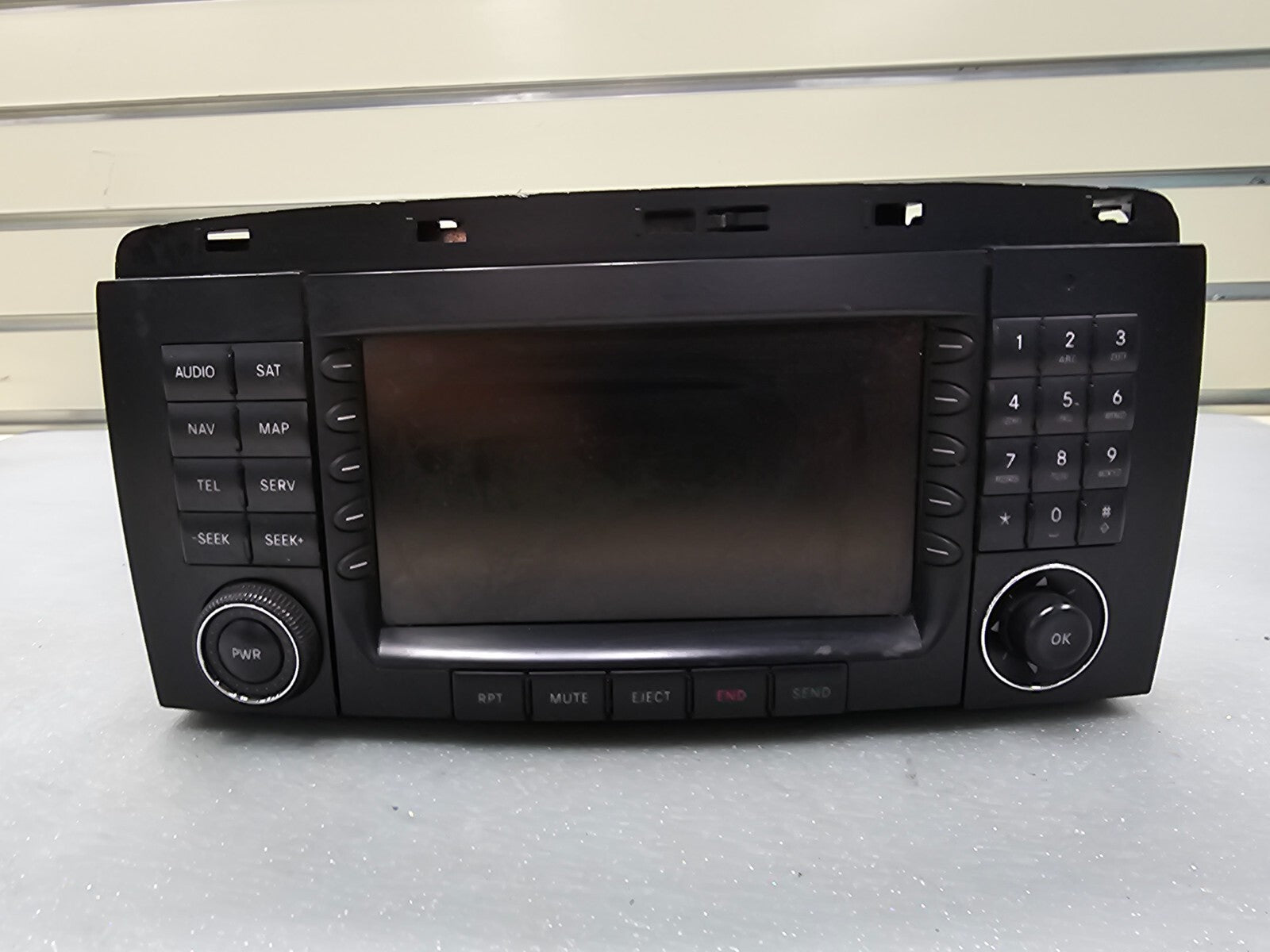 🔥04-06 Mercedes W211 W219 R350 Head Unit Navigation Radio OEM