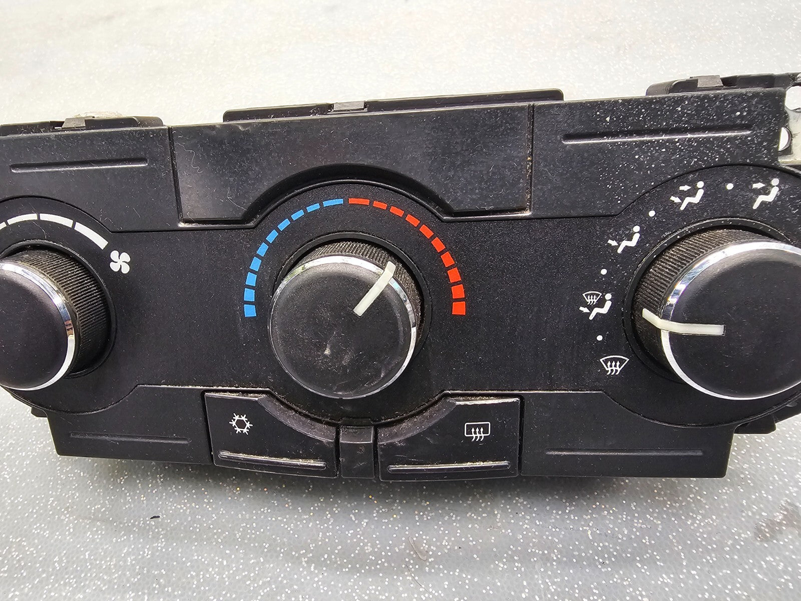 06-10 Charger Chrysler 300 Dash Heater Climate Temperature Control Conditioner