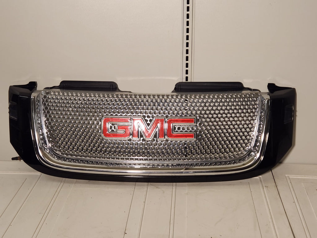 07-14 GMC Yukon Chevy Suburban Tahoe Denali Upper Bumper Grille GRAY (Chrome)
