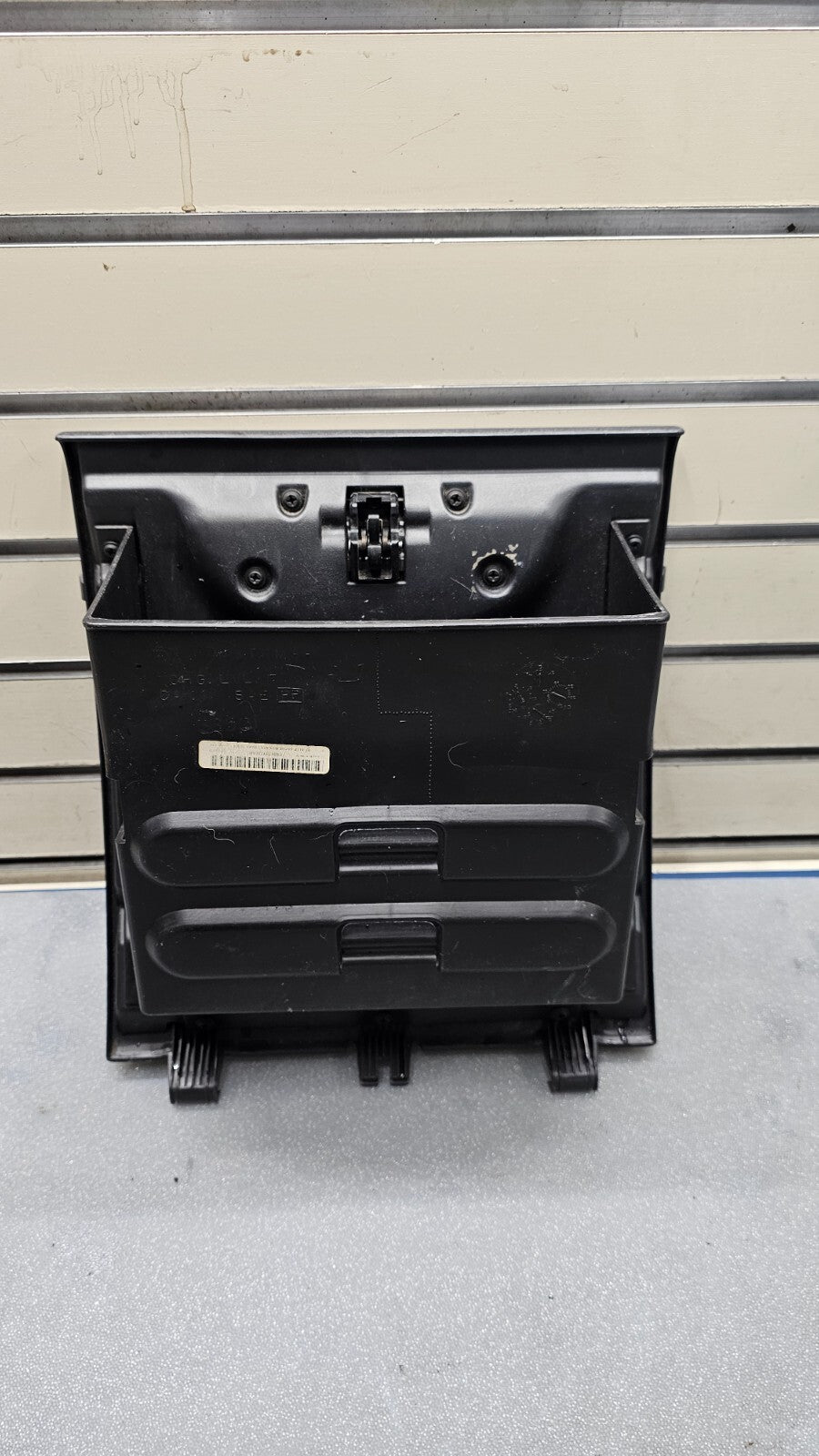 🔥01-05 PT Cruiser Dash Glove Box Compartment Assembly Instrument Panel Black