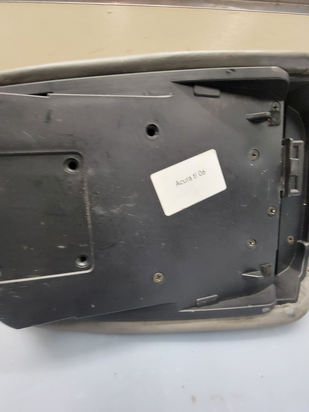 🔥2004-2008 Acura TL Center Console Lid Cover Armrest Arm Rest Gray
