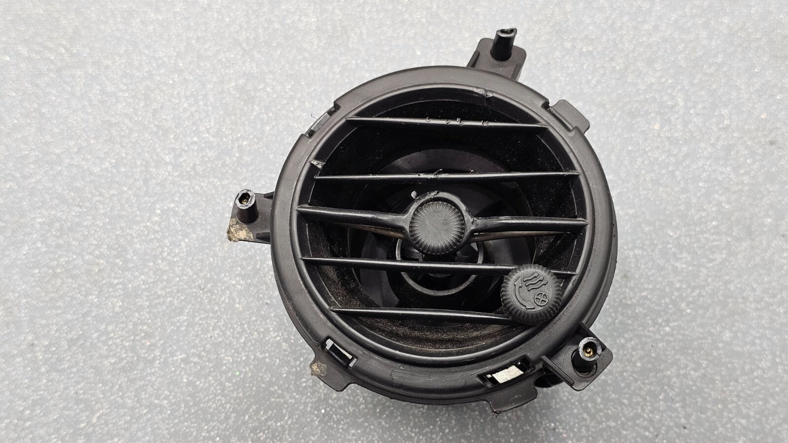 🔥01-05 CHRYSLER PT CRUISER Dash Left Driver Air Vent Heater Conditioning Black