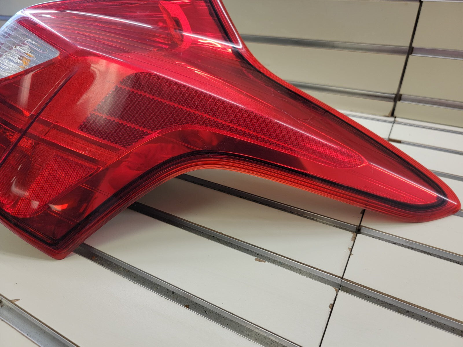 🔥2012-2014 Ford Focus Hatchback Tail Light taillight right passenger side