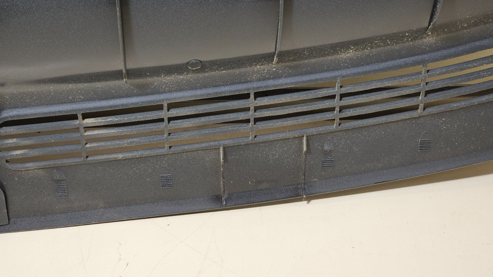 🔥99-06 SILVERADO SIERRA TAHOE Upper Cap Cover Top Dashboard Pad GRAPHITE DP1