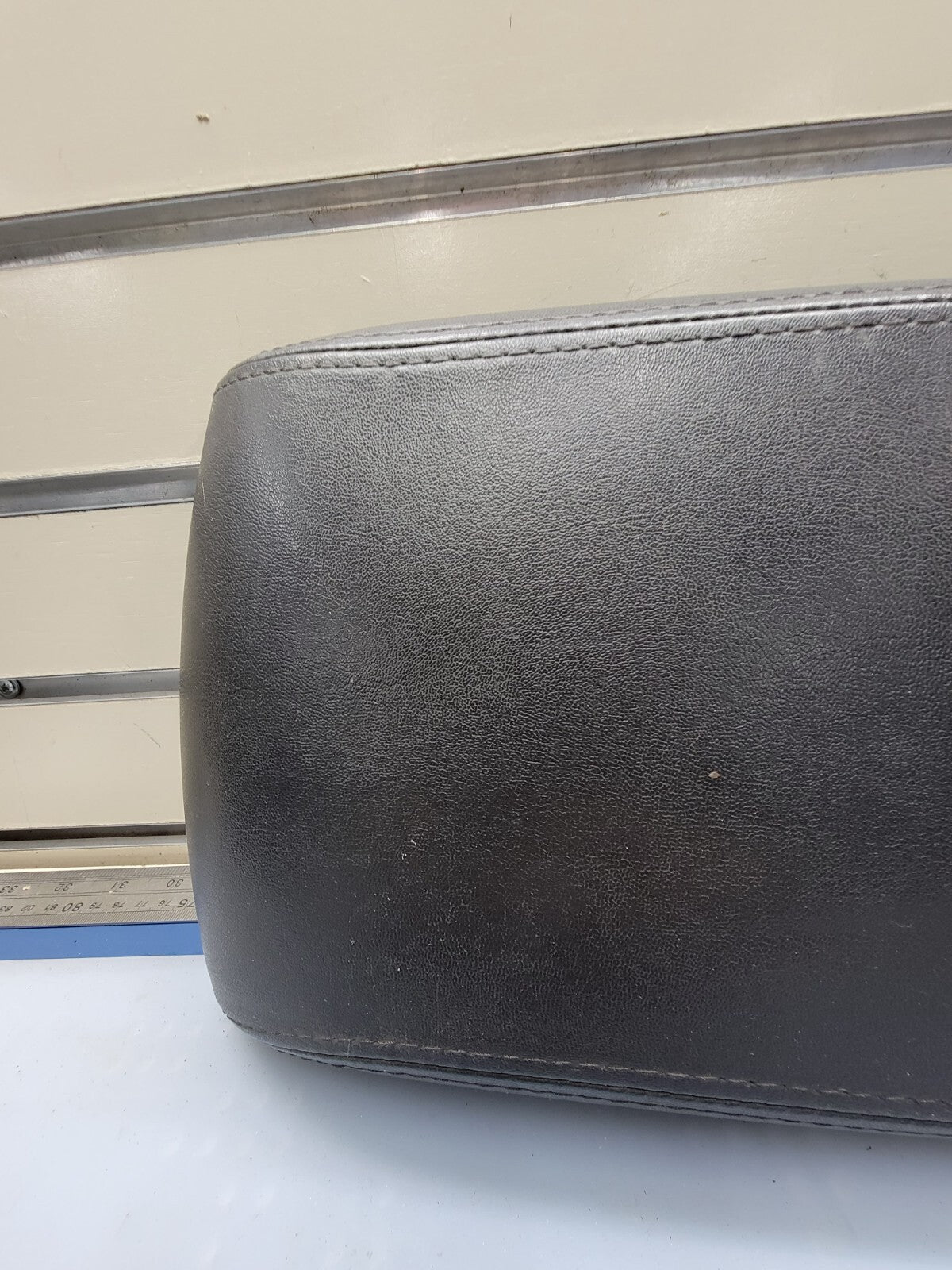 🔥07-09 LINCOLN MKZ CENTER CONSOLE ARM REST LID TOP PAD COVER BLACK LEATHER