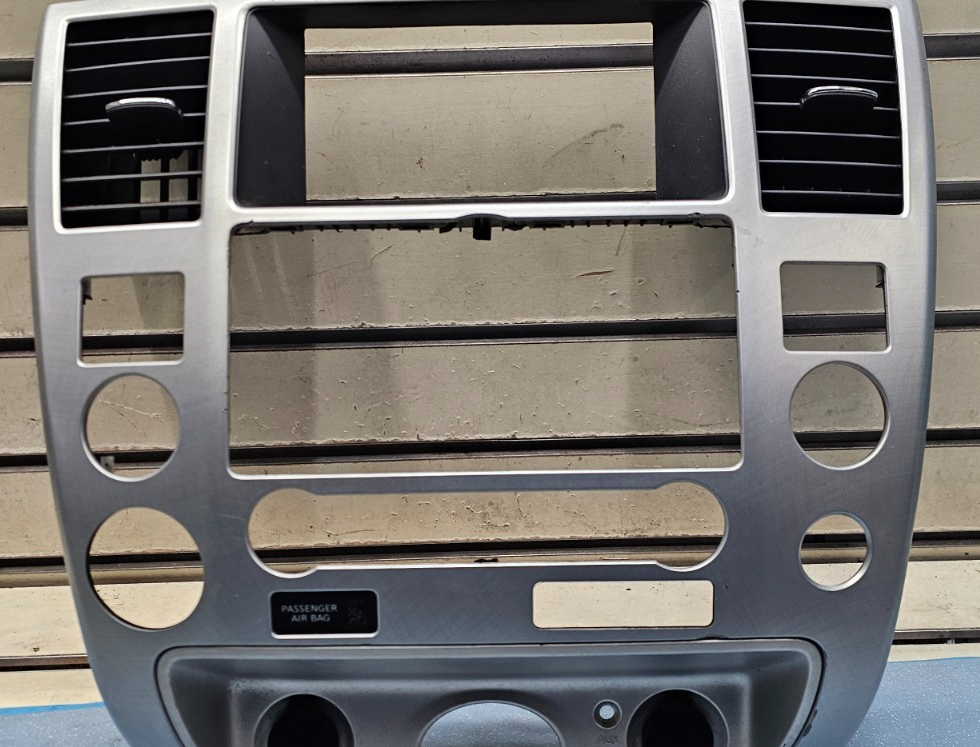 🔥08-15 Armada QX56 Dash FM Radio Climate Bezel Stereo Display Trim Panel Silver