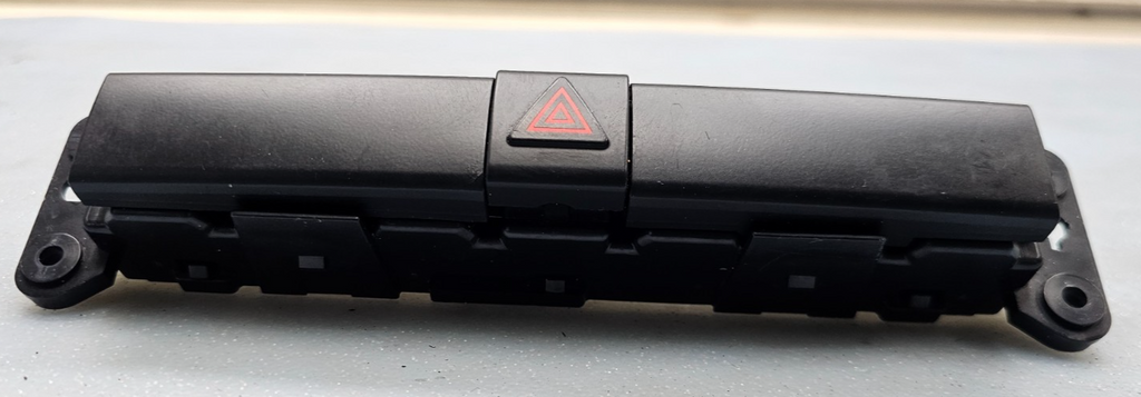 🔥07-10 CHRYSLER SEBRING DODGE AVENGER Dash Emergency Hazard Light Switch BLACK
