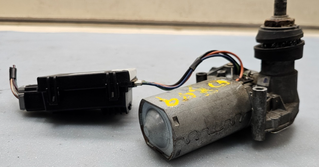 🔥2002-2005 Ford Explorer Back Glass Wiper Motor OEM