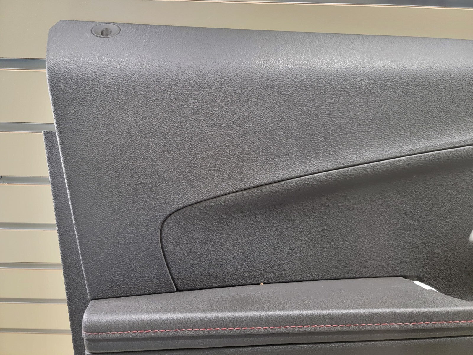 🔥2010 - 2016 CHEVROLET EQUINOX FRONT DOOR PANEL left driver Dark gray