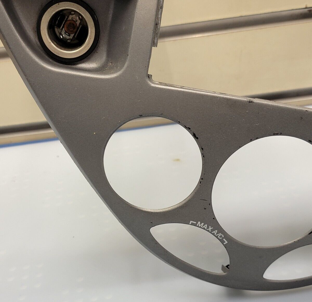 00-04 Ford Focus Temperature Climate Control With Radio Dash Bezel Trim Silver