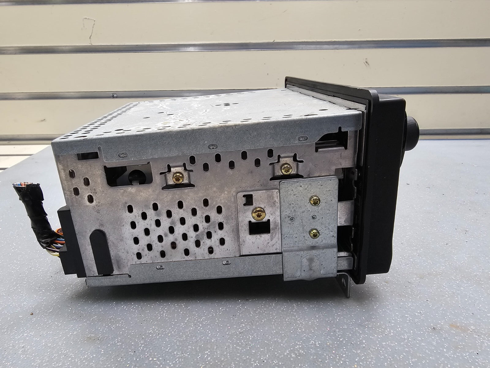 🔥2001 - 2005 Ford Lincoln Mercury OEM AM FM Radio Single CD Player Receiver