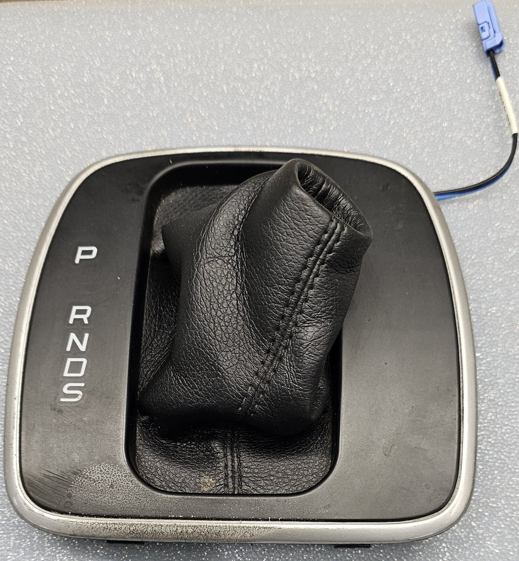 13-16 FORD ESCAPE GEAR AUTO SELECTOR SHIFT KNOB SHIFTER BOOT BEZEL TRIM OEM/FE