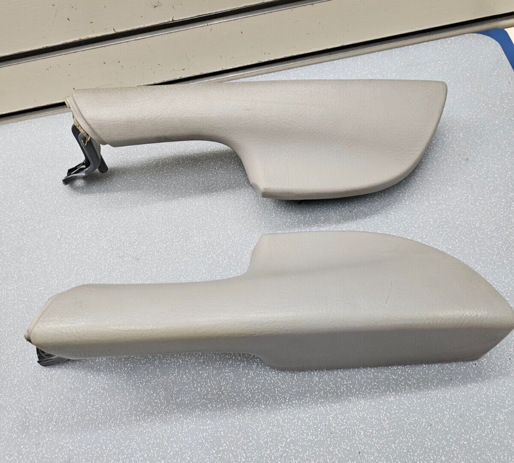 02-09 TRAILBLAZER Door Panel ARMREST Pull Handle LEFT/RIGHT Set 2 Light GRAY H4