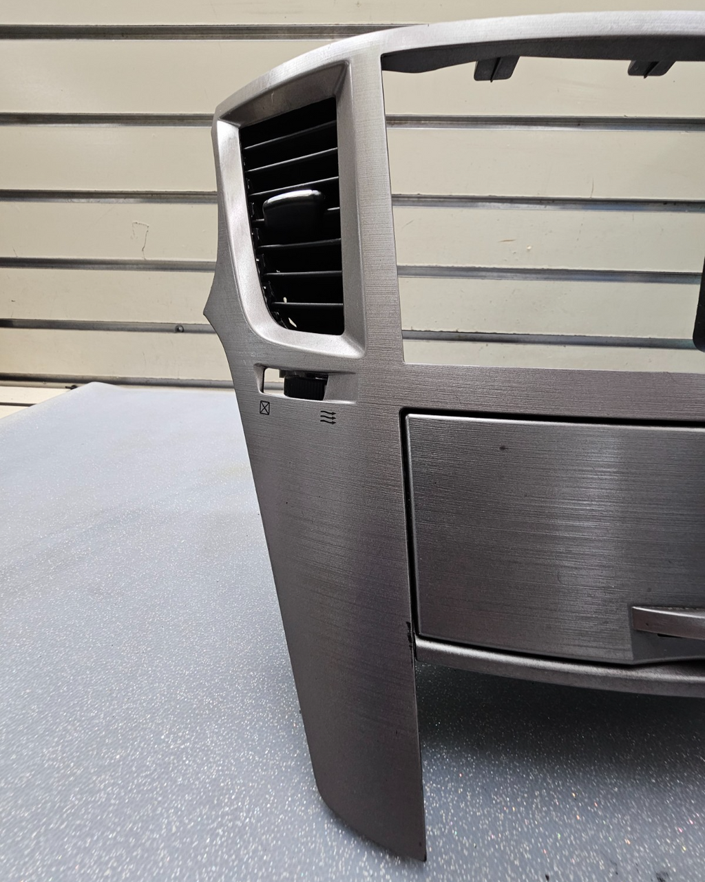 🔥 10-14 Subaru Legacy Front Console Radio Climate Dash Trim Bezel Panel Silver