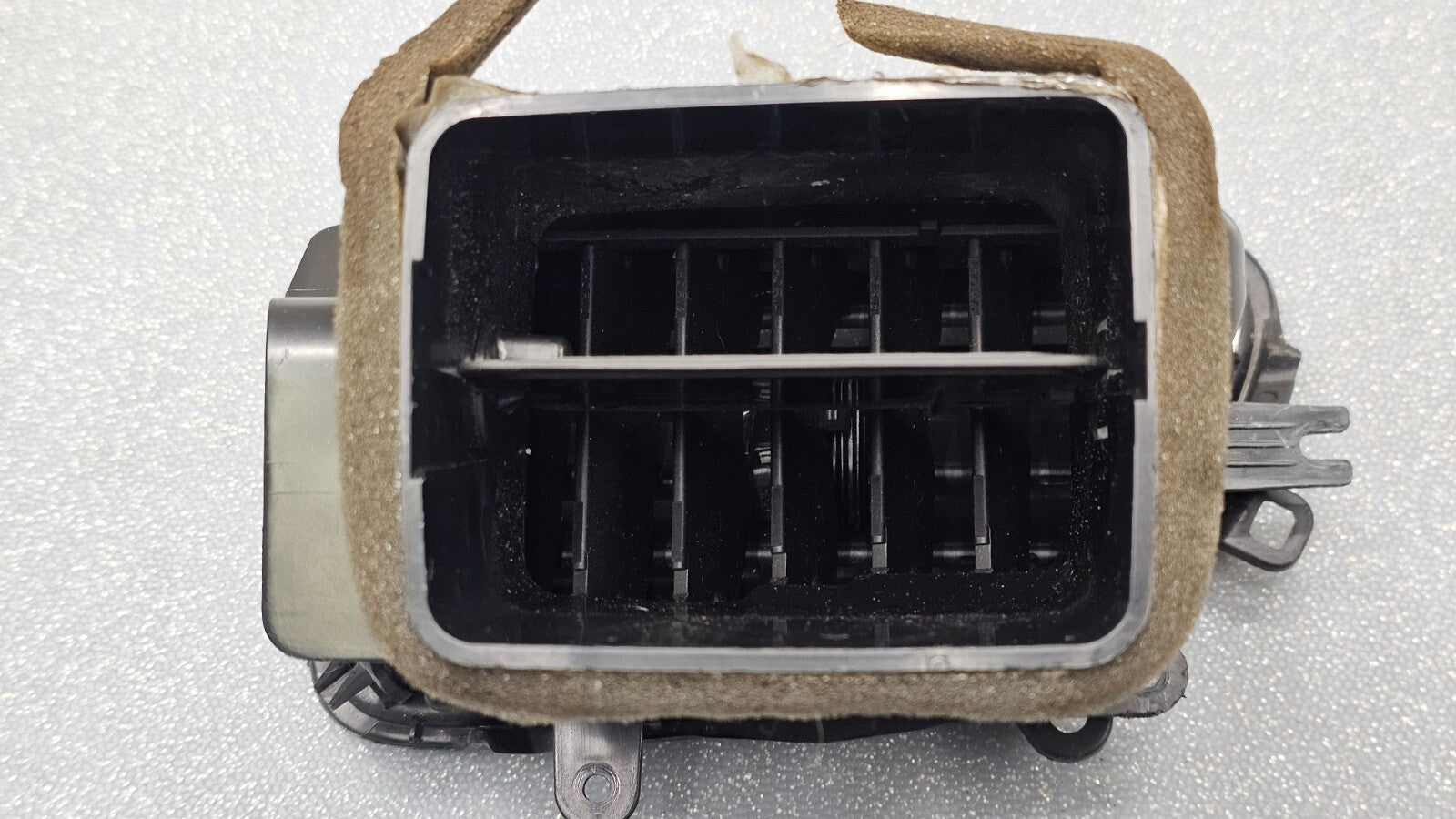 🔥15-17 CHRYSLER 200 DASH LEFT DRIVER AIR A/C AIR VENT HEATER PANEL BLACK/SILVER