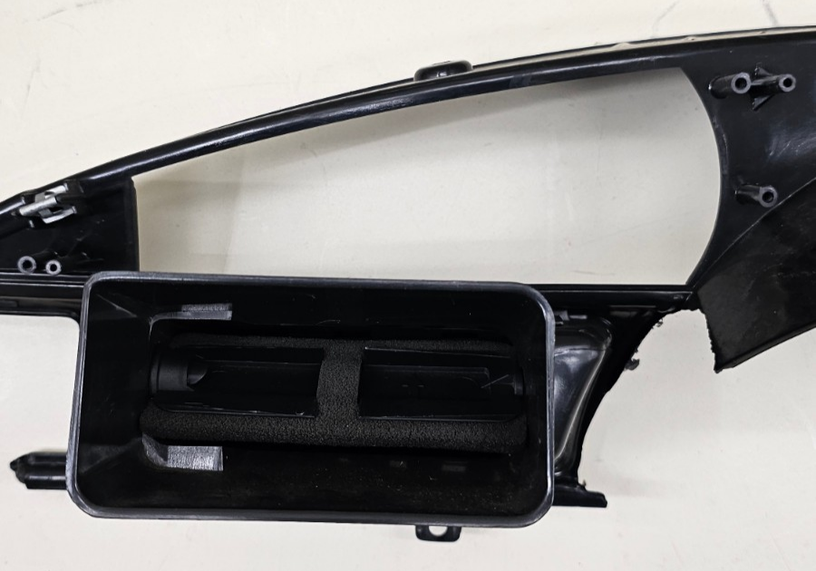 🔥04-07 Chrysler Pacifica Dash Instrument Cluster Speedometer Bezel Panel Black