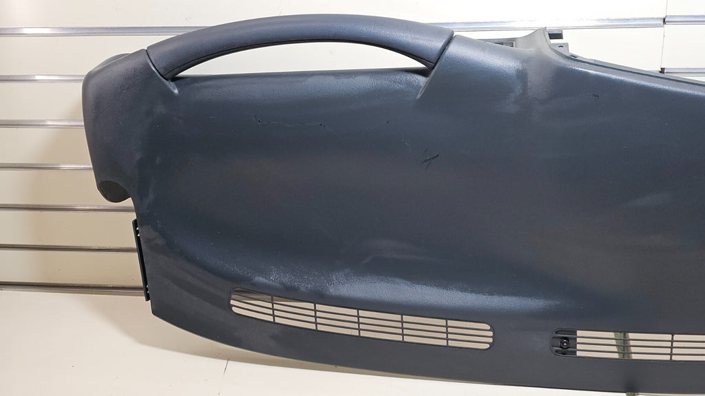 🔥99-06 SILVERADO SIERRA TAHOE Upper Cap Cover Top Dashboard Pad GRAPHITE DP1