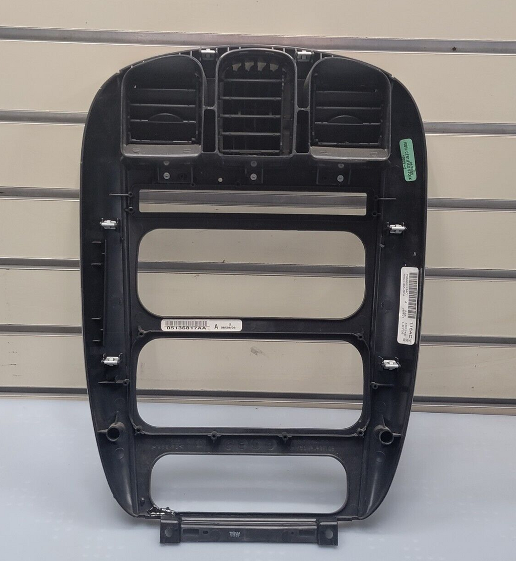 🔥01-07 Dodge Caravan Town & Country dash radio climate TRIM bezel woodgrain