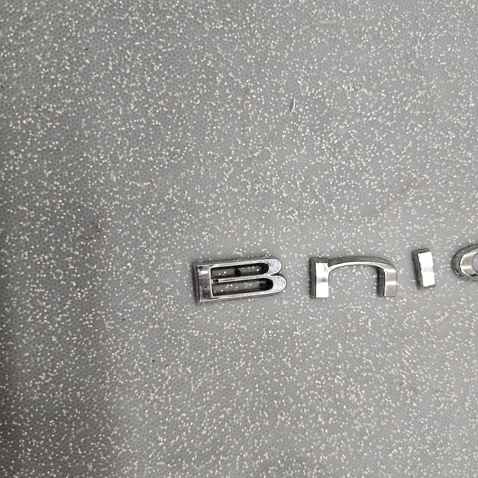 🔥05-09 Buick Allure Lacrosse 06-11 Lucerne Rear trunk Letter Nameplate Emblem