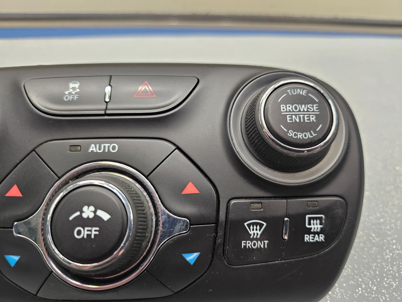 🔥13-16 Dart Center Dash Front Temperature Climate Control Unit Air Conditioning
