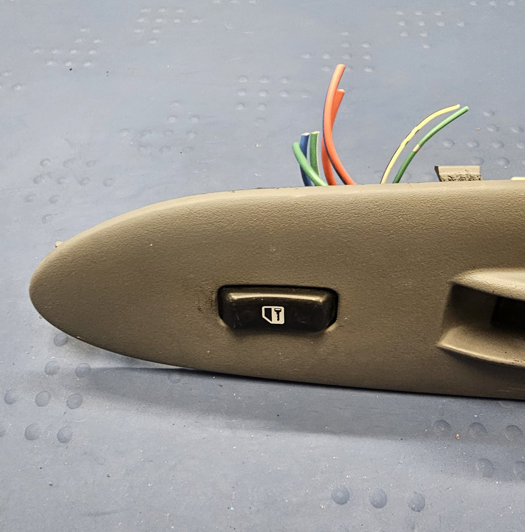 2008 TOYOTA CAMRY  Passenger Side Window Switch OEM Gray